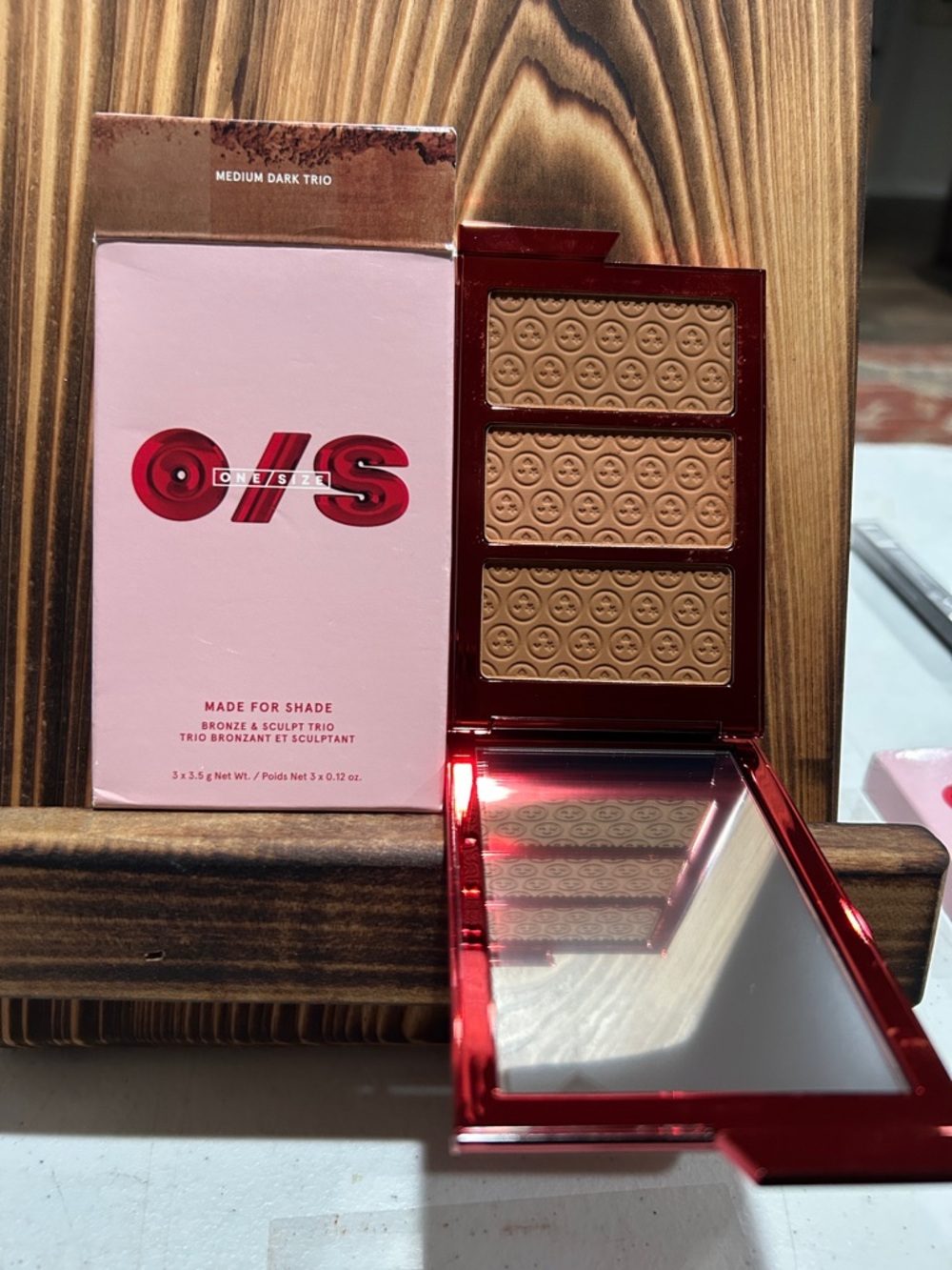 ONE/SIZE Made For Shade Medium Dark Trio Bronzer & Sculpt Palette — brown